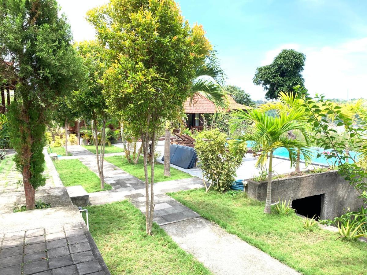 Bukit Permata Lembongan Hotel Luaran gambar