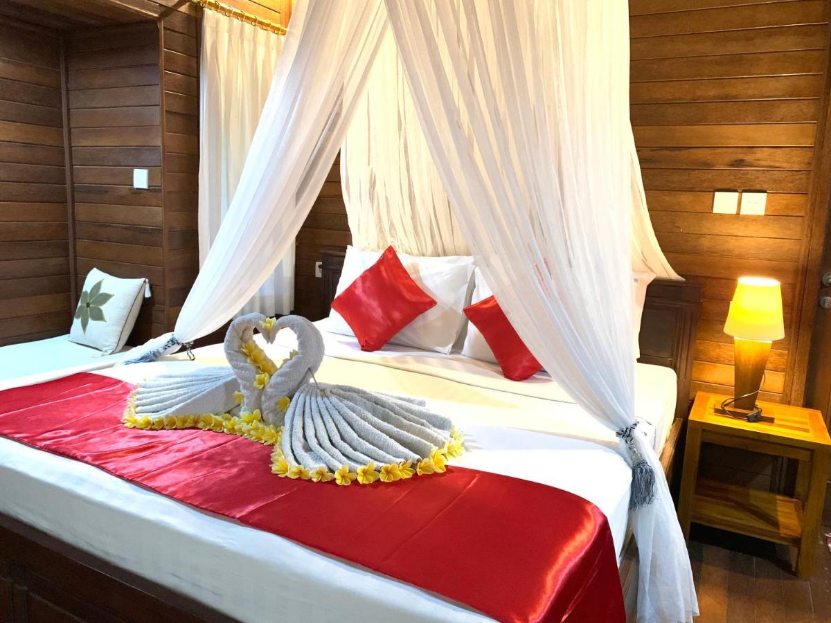 Bukit Permata Lembongan Hotel Luaran gambar
